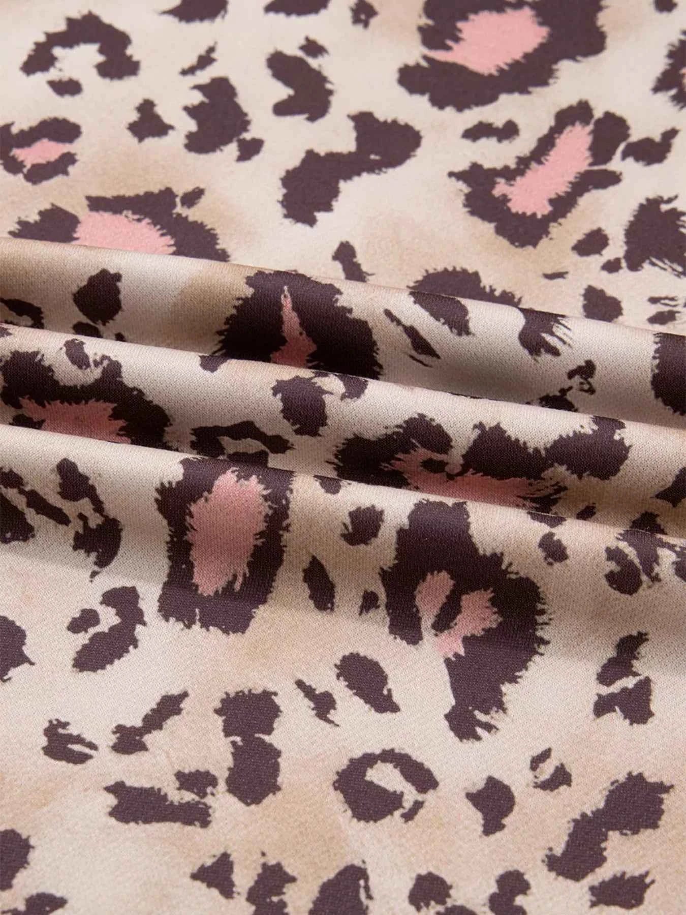 Plus Size Leopard Long Sleeve Drawstring Hoodie 2490db2ed4e4429490d130f035acd72e-Max-Origin