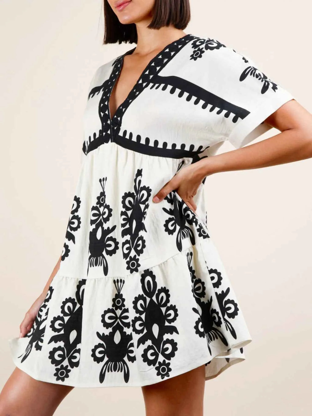 Printed V-Neck Short Sleeve Mini Dress 24e93214-920f-4af0-b1e2-c0211c338653-Max-Origin