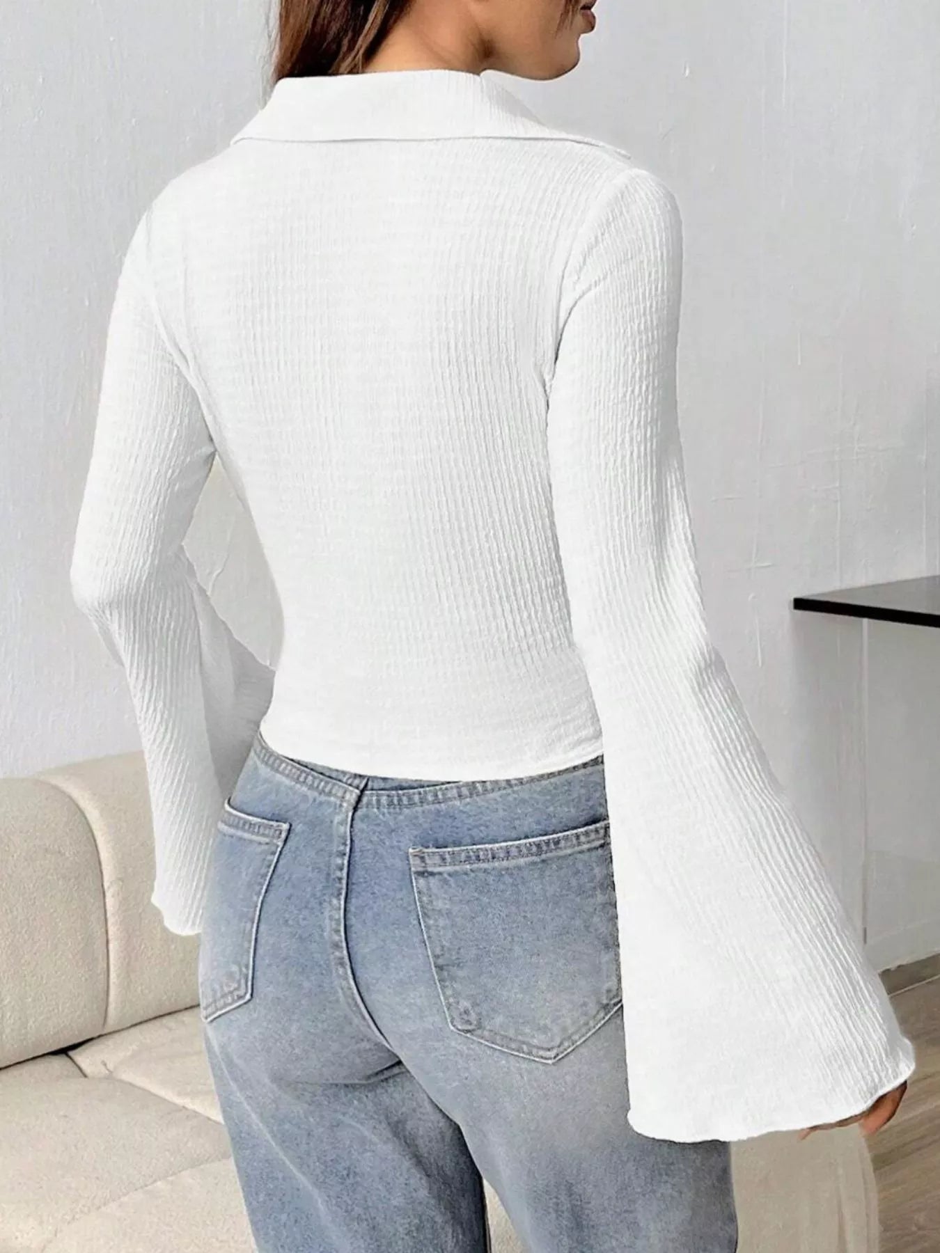 Button Up Flare Sleeve Shirt 253aa5fc-56c9-4bf2-8951-126925c2a04c-Max-Origin