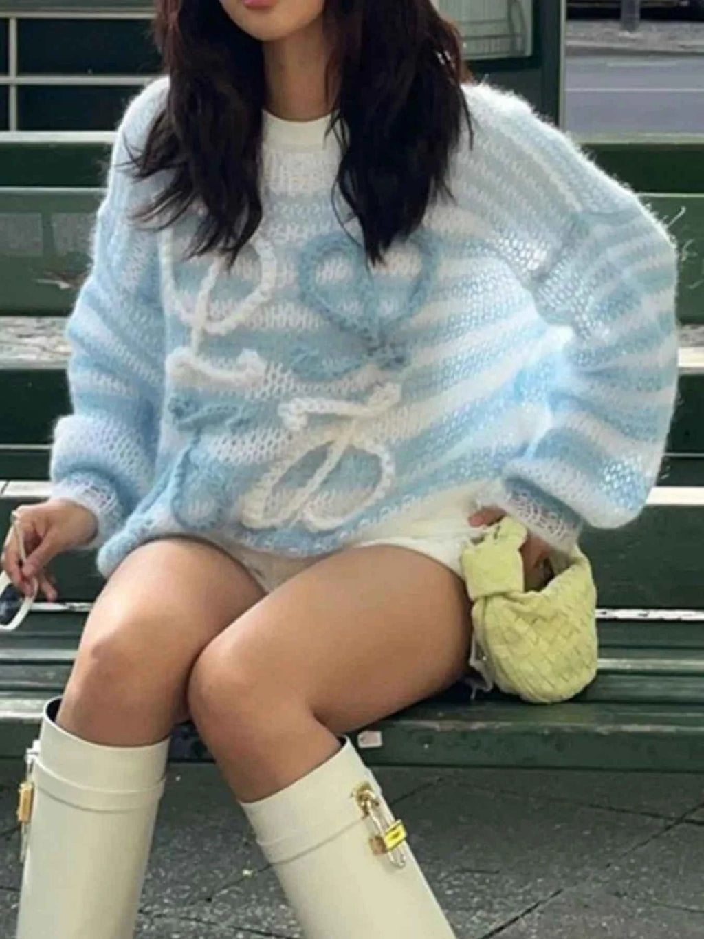 Colorful Abstract Pattern Striped Sweater 25813961-d259-43d1-b3e6-f301dc7d6090-Max-Origin_8ba5c258-8817-4abf-a63c-fb565810d9f5