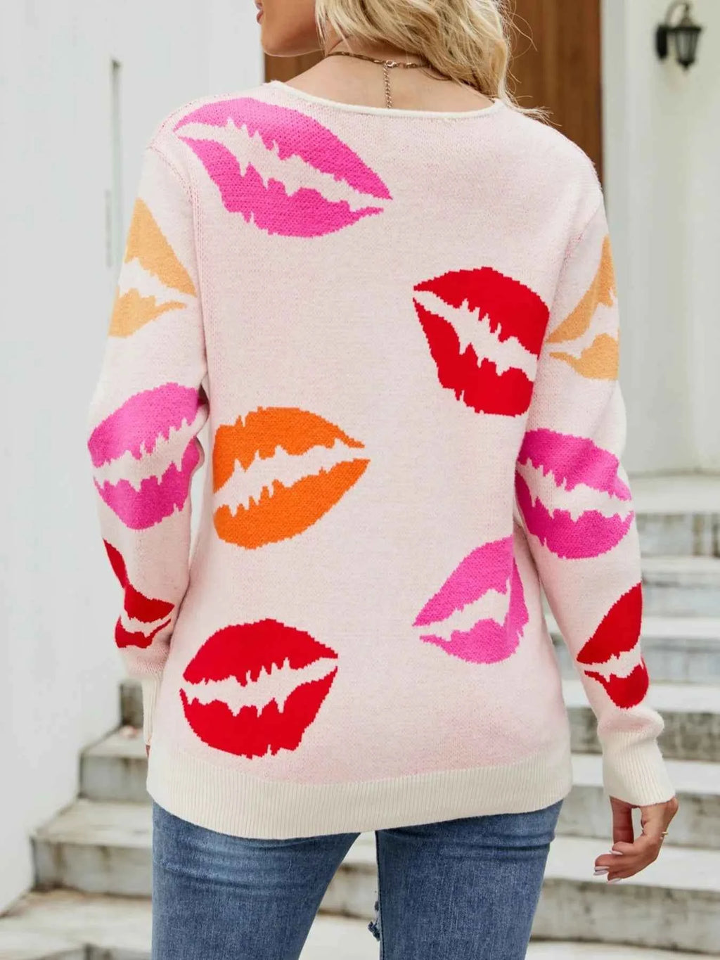 Colorful Lips V-Neck Sweater 25a9d064-fd06-422e-b40e-5ec9a52c516a-Max-Origin