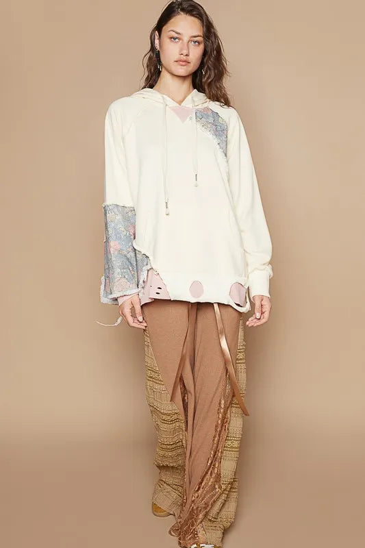 POL Floral Patchwork Distressed Drawstring Hoodie 262965e6-c8eb-4a25-92ed-b94ffce74de1-Max