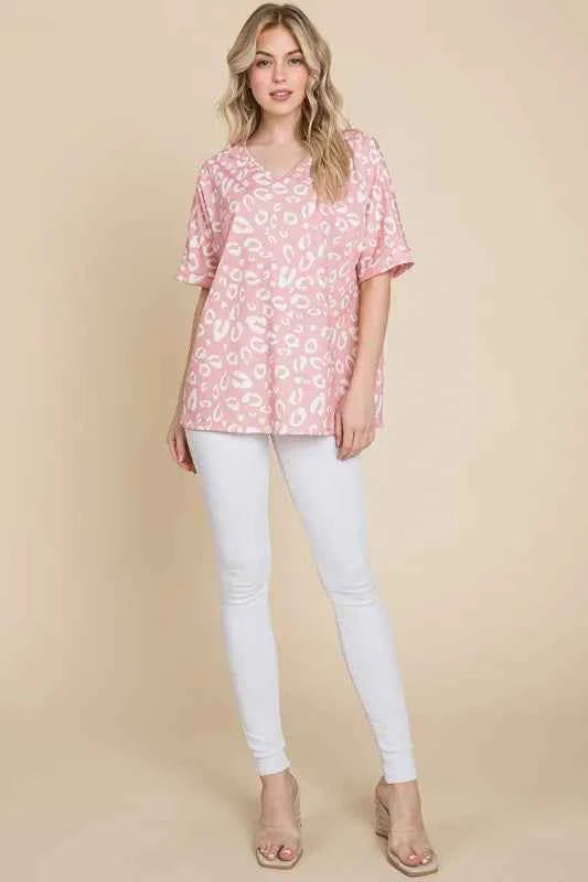 BOMBOM Loose Fit Animal Print Soft Knit Top 26fa7eb18e474538ba38f671d0e68268-Max-Origin