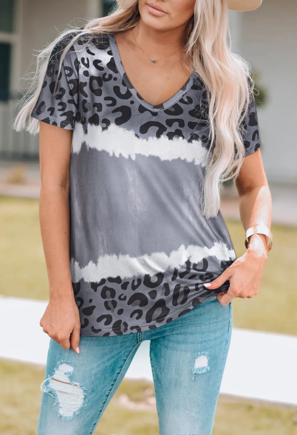 Leopard V-Neck Short Sleeve T-Shirt Cloudy Blue 2787452f-12ea-4ce2-9914-4cf599f48668-Max