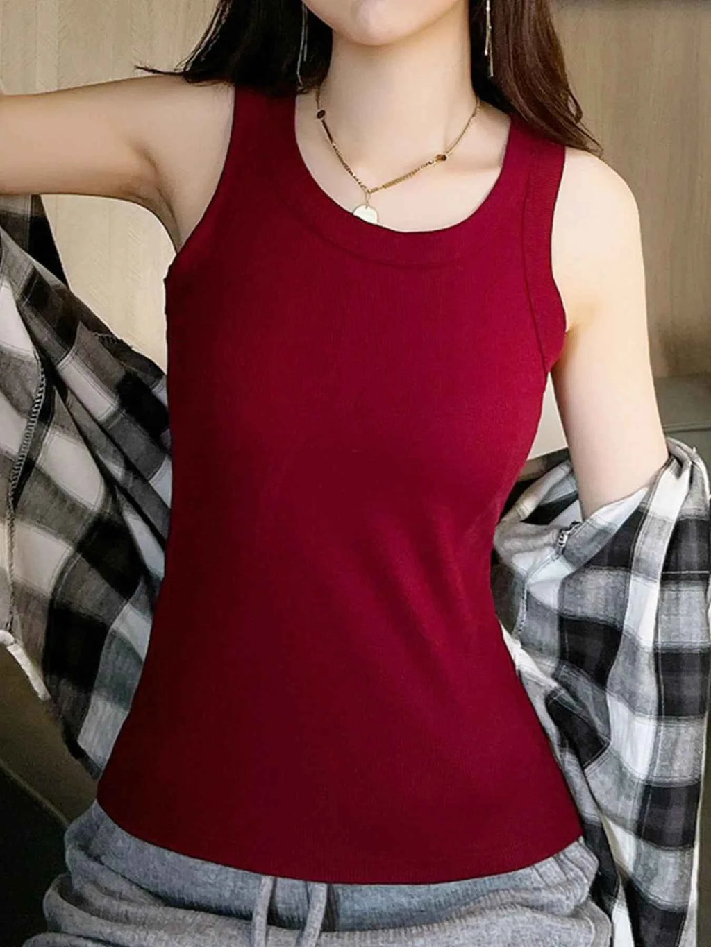 Scoop Neck Tank Top 27d8362d-15b0-47f8-9e08-147f5e037908-Max-Origin