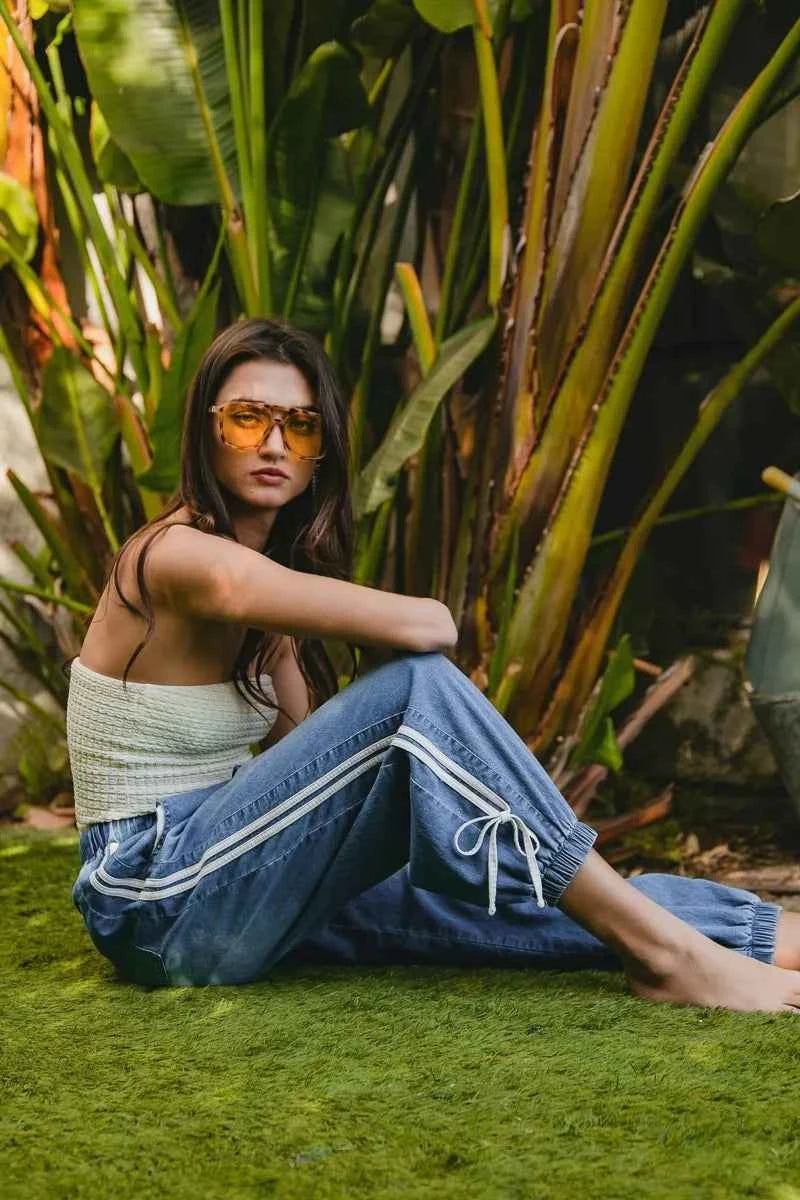 BiBi Striped Tape Details With Bot Tied Point Elastic Waist Jeans 27e1d456a9884d95bb60de88898d15b2-Max-Origin