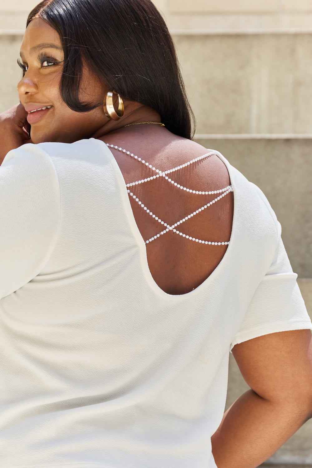 And The Why Pearly White Full Size Criss Cross Pearl Detail Open Back T-Shirt 2875d1d05be64c38924aa58a3c451f18-Max