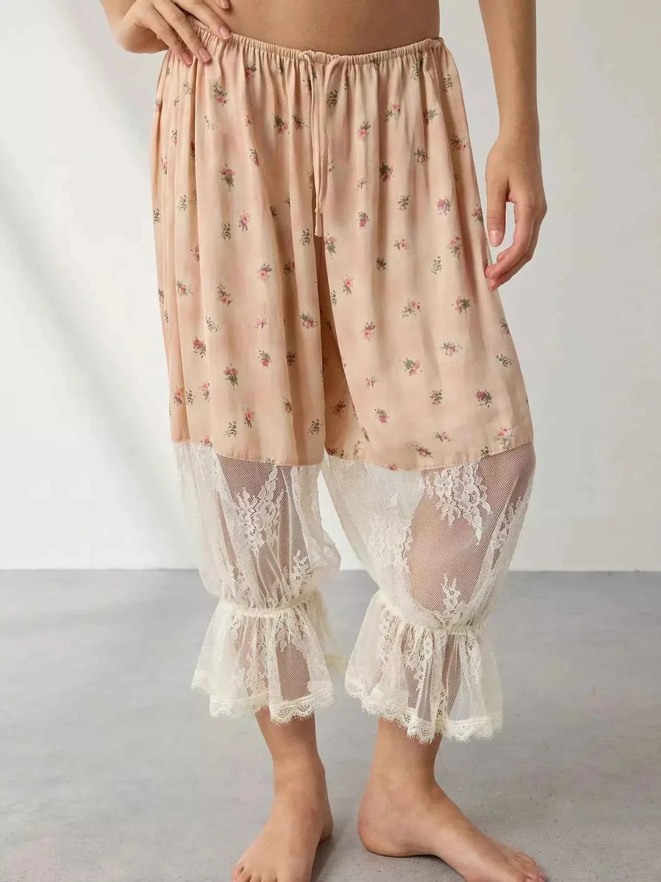 Floral Lace Patchwork Pants Apricot 2886ad60-1c77-49f3-8a0e-2e01952322d6-Max-Origin