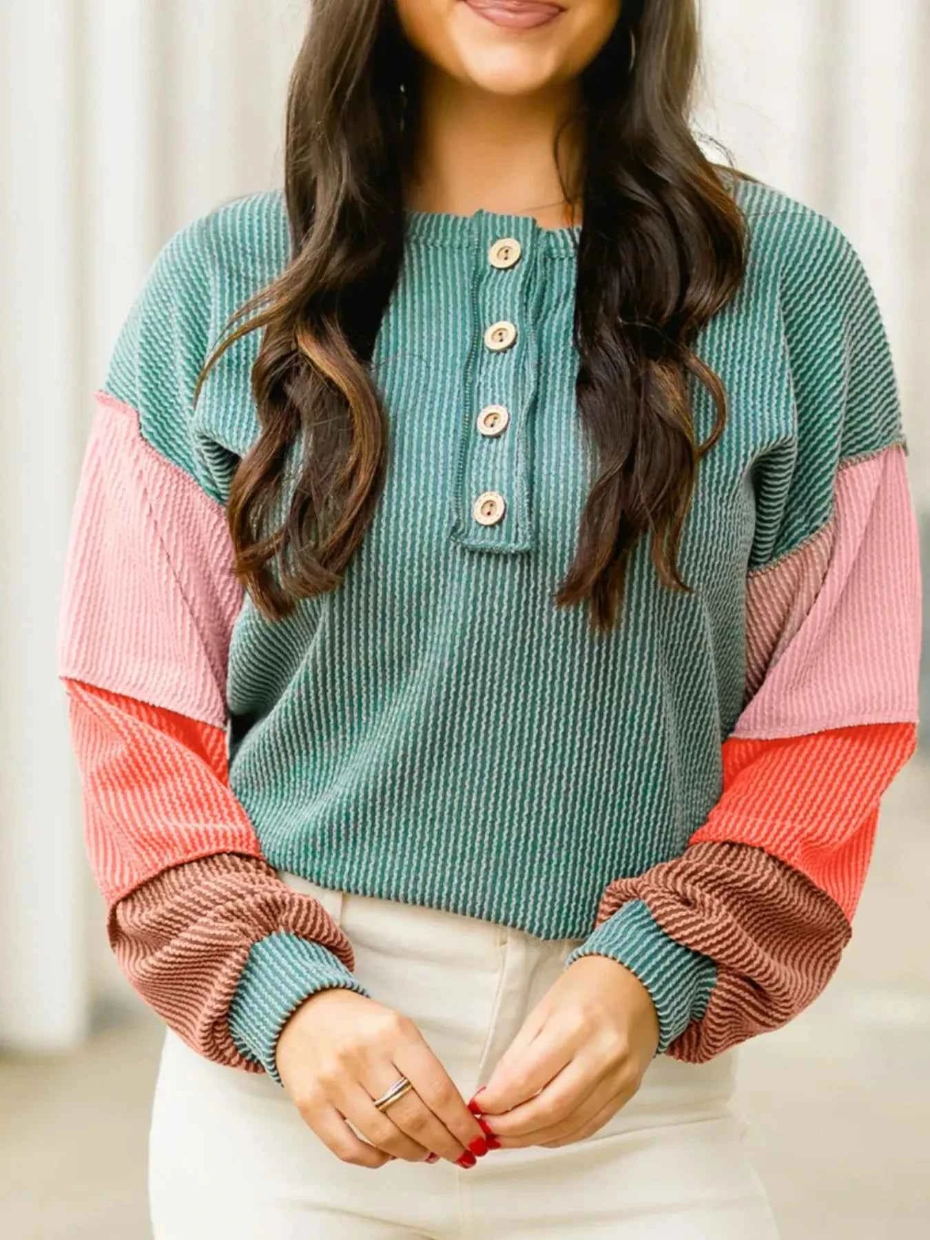 Color Block Ribbed Knit Henley Sweatshirt 28d85adf-df21-481b-8b79-c208b5873059-Max-Origin