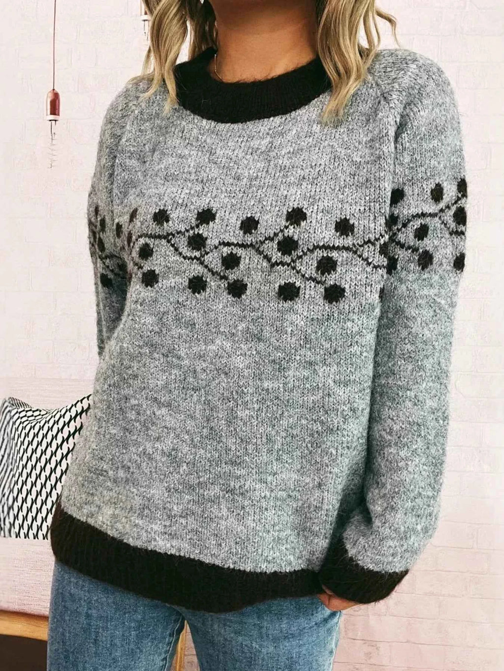 Contrast Hem Round Neck Sweater 291a4fb21a9045d9a14e0b93972c0e39-Max-Origin