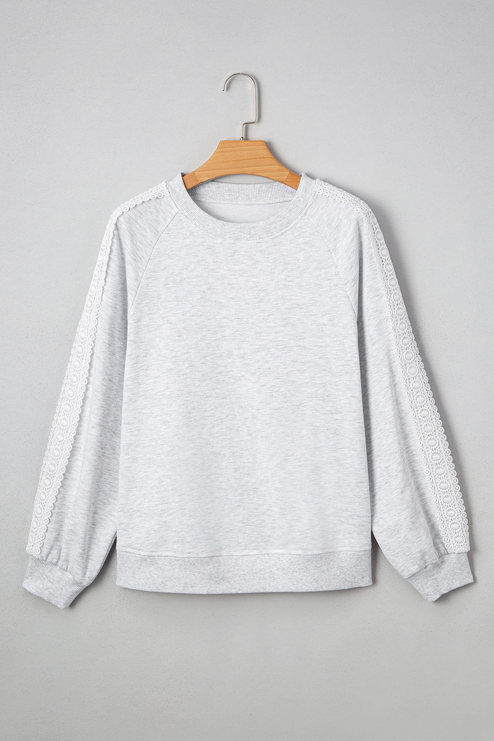 Light Grey Lace Applique Raglan Sleeve Crew Neck Sweatshirt 2a913f092283f8d3