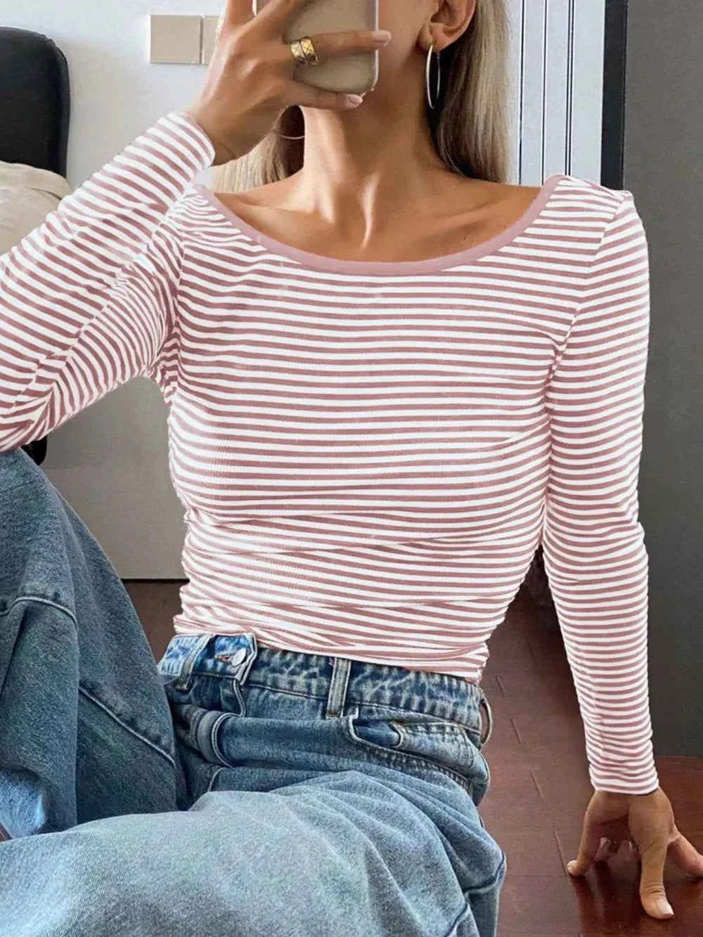 Devine Backless Striped Boat Neck Long Sleeve T-Shirt 2ac8edd1-25cb-4fbd-84a7-7805f686fd20-Max