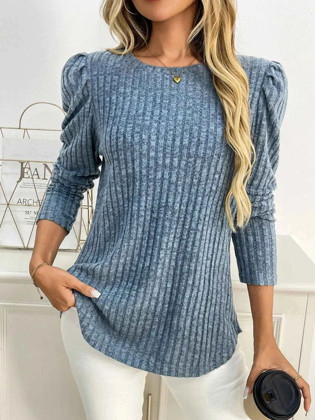 Round Neck Puff Sleeve T-Shirt 2af4994d-802c-4112-afe7-7bbb76a0d134-Max-Origin