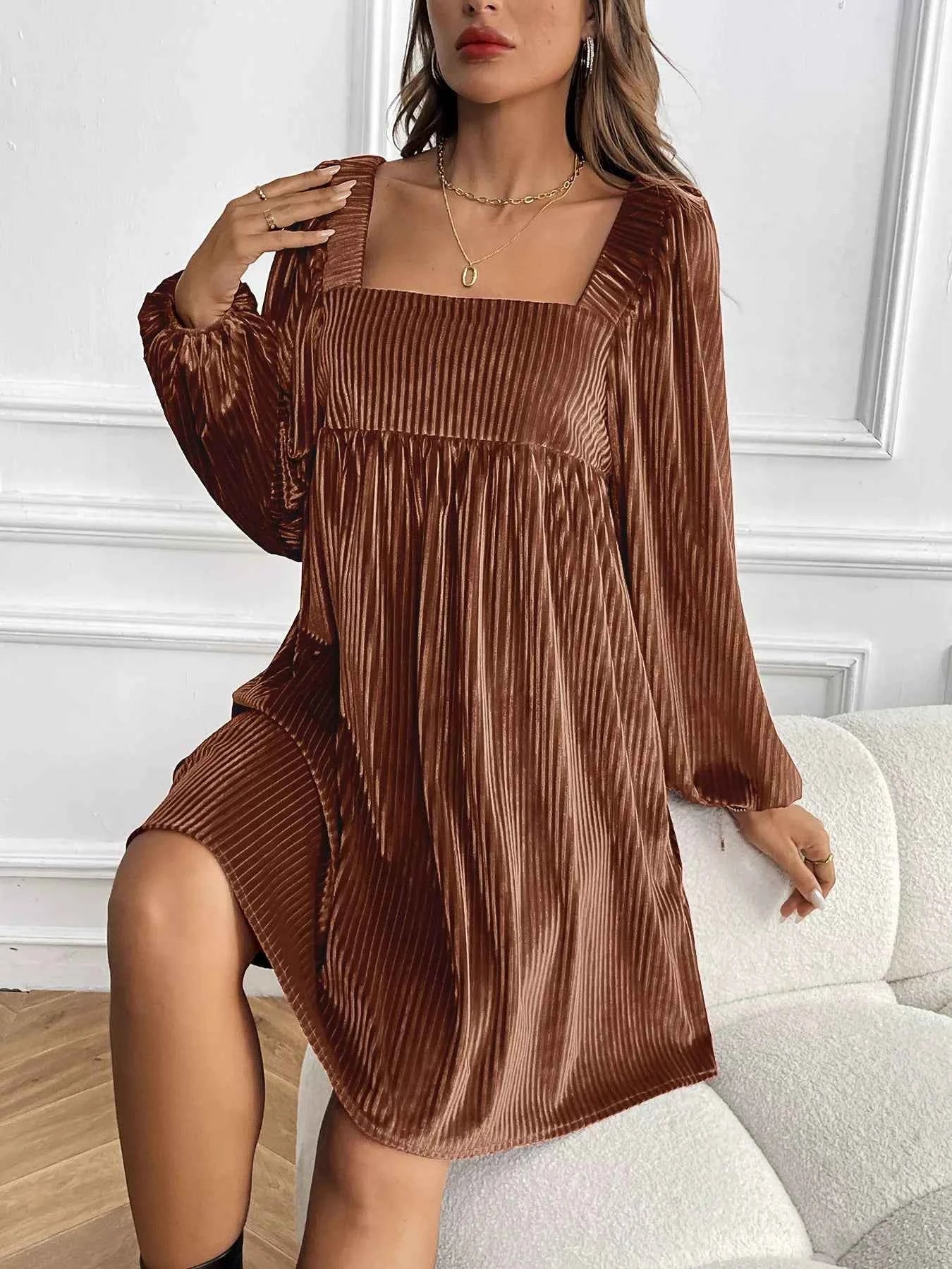 Velvet Square Neck Long Sleeve Dress 2b1b6a0c-1603-4703-9b2f-8920d534a37e-Max-Origin