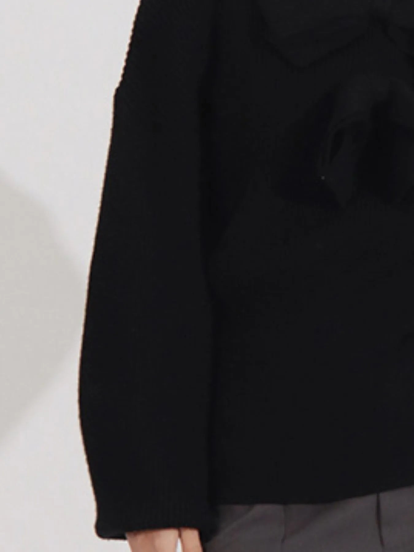 Bow Front Turtleneck Long Sleeve Sweater 2c01c8aa-933f-4d5e-8414-cb7f0b52f7f0-Max-Origin