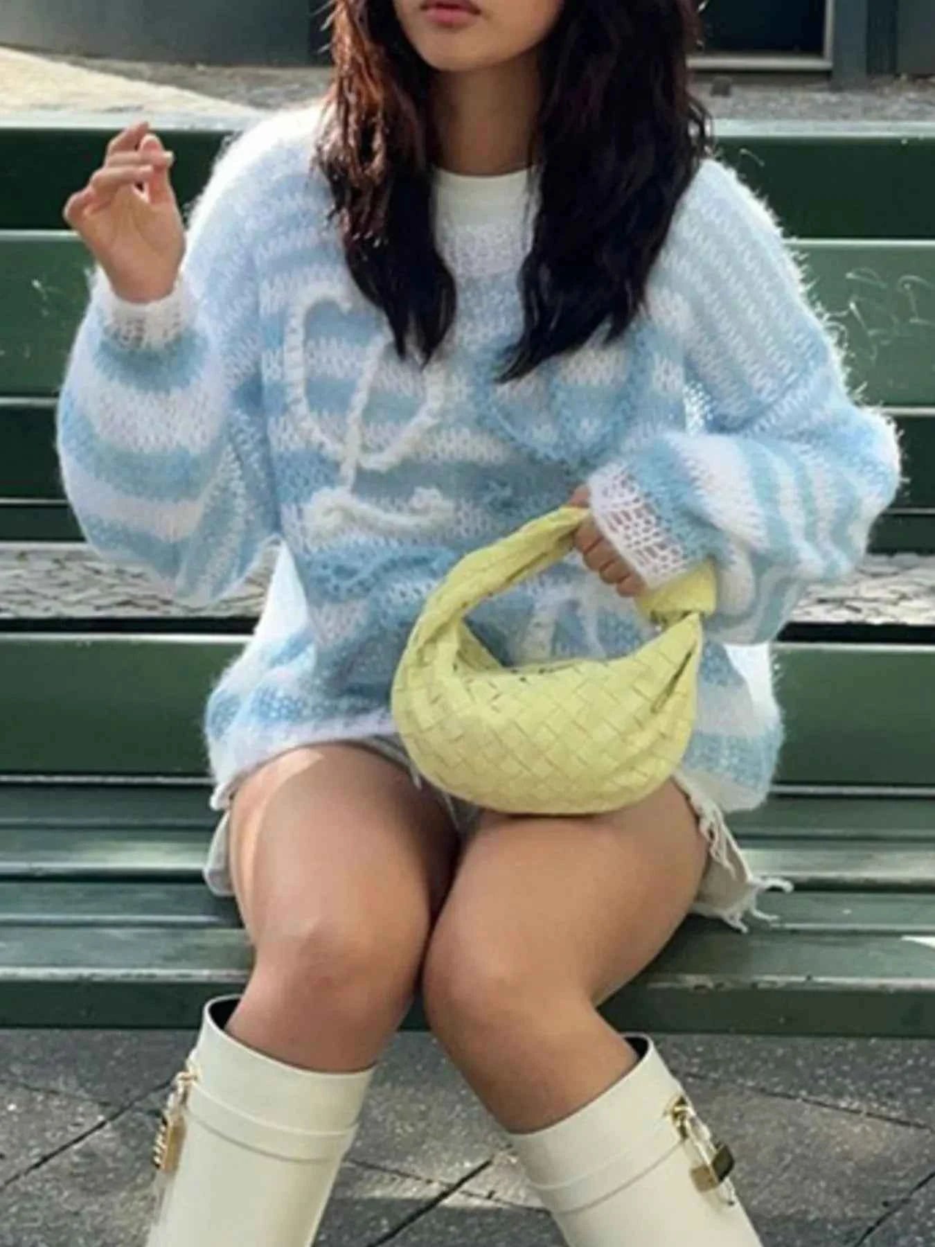 Colorful Abstract Pattern Striped Sweater 2c5c3c1f-773b-4a94-b83e-2b23e5d799ed-Max-Origin_043d7c88-81e7-4cb8-919b-40c571f18840