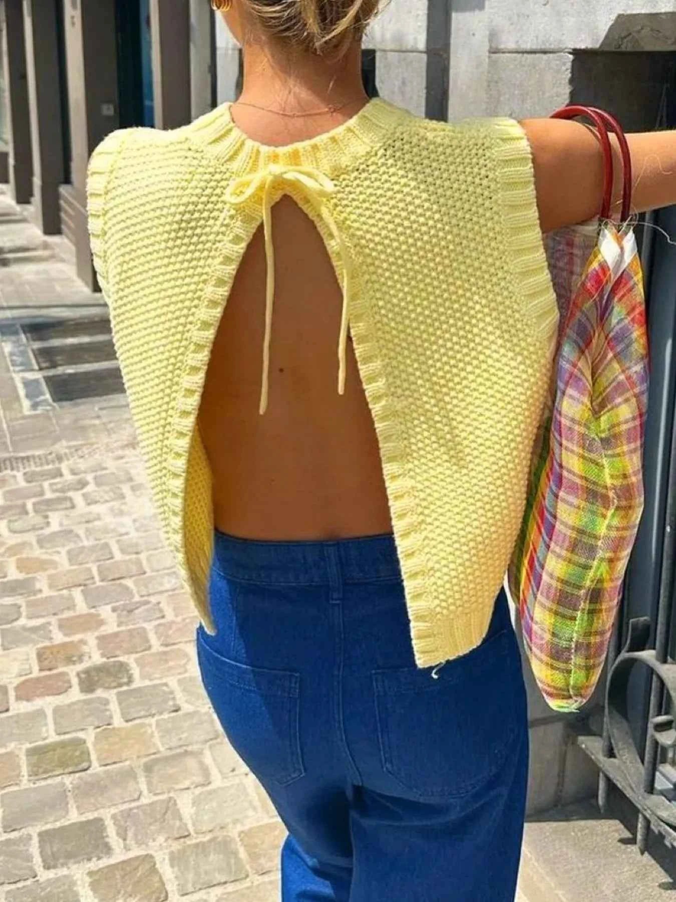 Back Tie Detail Sweater Vest 2d409b1b-522f-4f12-a2b5-5b9aaed28b3d-Max-Origin