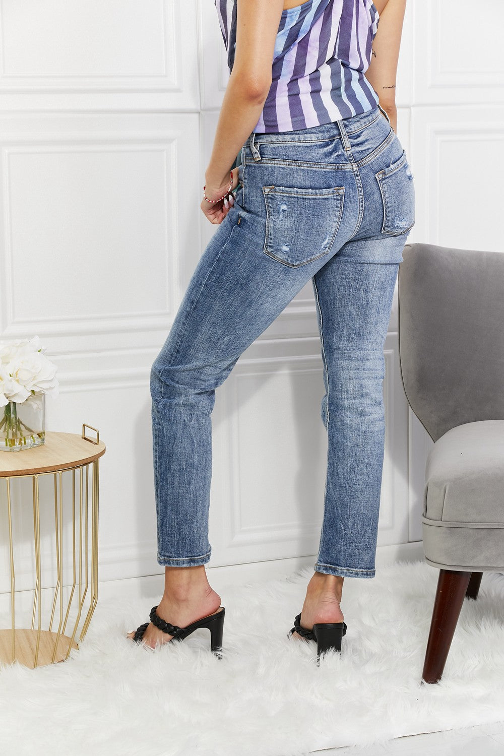 Kancan Full Size Amara High Rise Slim Straight Jeans 2d598639bf4648b0b830cfea91afdc6f-Max