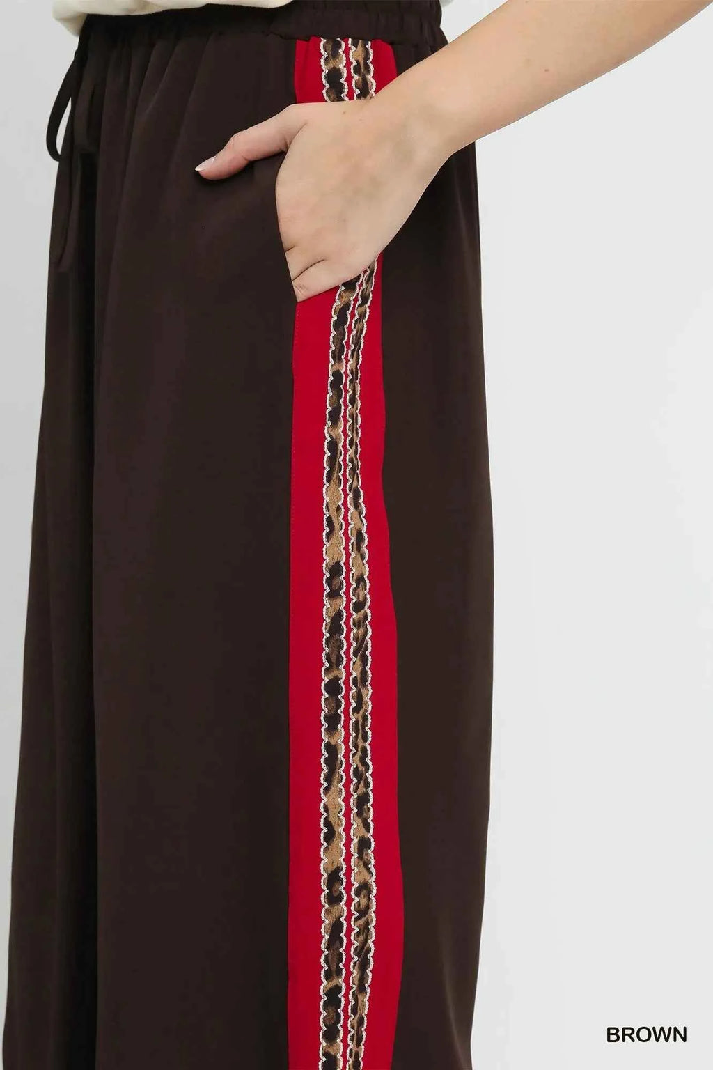 Umgee Wide Leg Pants with Contrast Side Trim 2d82a216-a5d8-4ba2-b808-cd0652ef7c49-Max-Origin