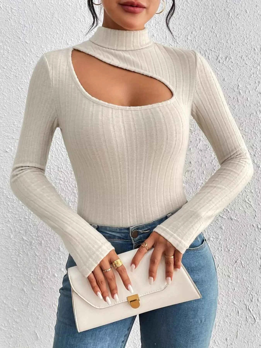 Ribbed Turtleneck Cutout Long Sleeve T-Shirt 2dbcbde04a3f47438230759a2727de5f-Max-Origin