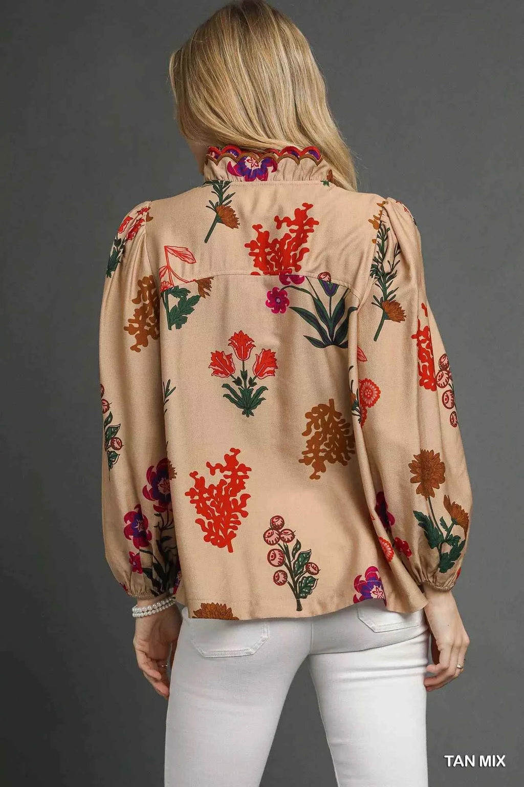 Umgee Flower Print Blouse with Scalloped Neckline 2dc4c5b7-9641-4108-8cff-382d31c0a02c-Max-Origin