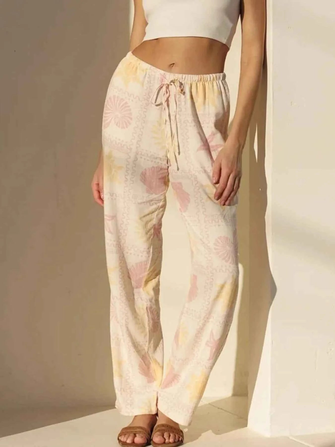 Printed Drawstring Straight Pants 2df47840-f69f-4db3-8ce7-ee44ebabe8fc-Max-Origin
