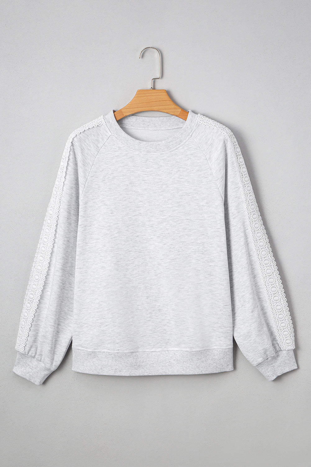 Light Grey Lace Applique Raglan Sleeve Crew Neck Sweatshirt 2ea0c0d0e134252d