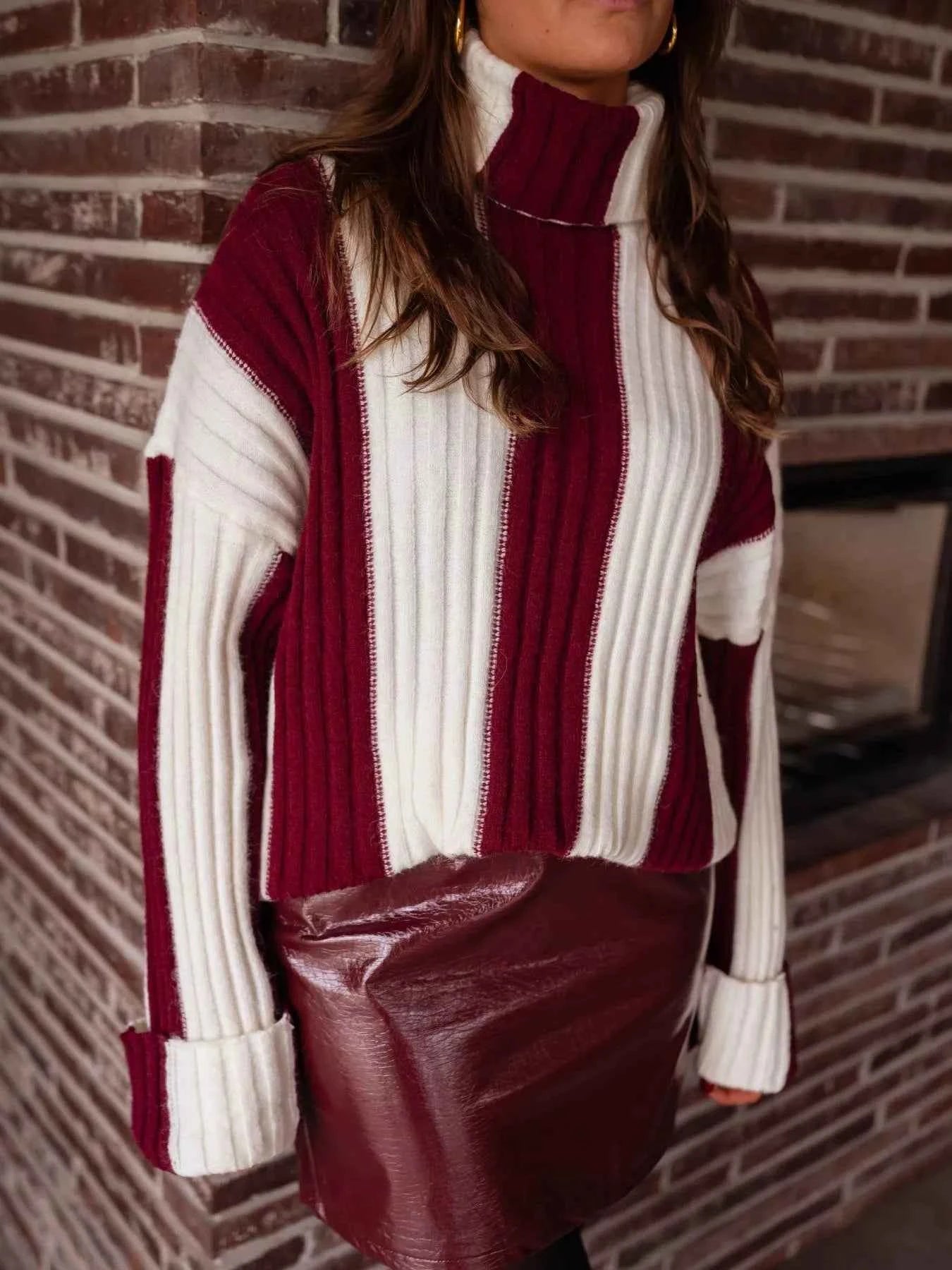 Color Block Ribbed Turtleneck Sweater 2f35c37c-d84a-4459-ac36-bd461d292543-Max-Origin