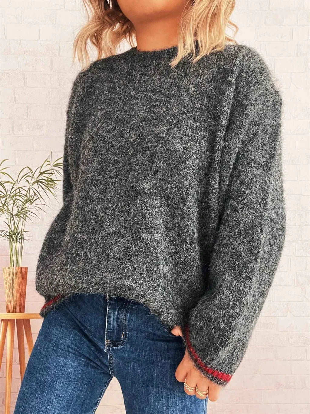 Contrast Trim Round Neck Cozy Sweater 3031e34e-81e2-4994-860c-2eb9da672bcc-Max-Origin