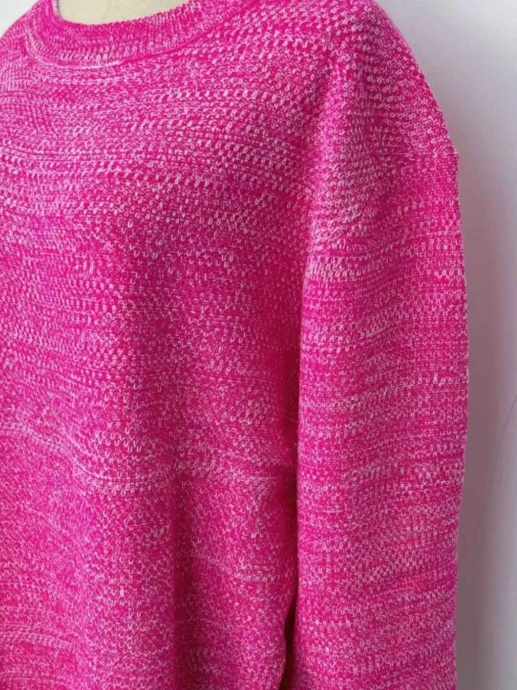 Round Neck Long Sleeve Sweater 30409de1-aee4-4e21-b499-dc1c9f8f02b5-Max-Origin