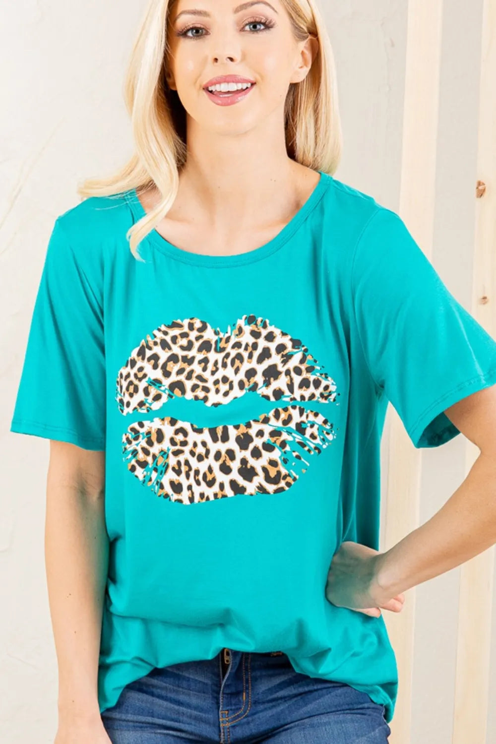 Heimish Full Size Leopard Lip Round Neck Short Sleeve T-Shirt Plus Size Cerulean 3092753d-4193-4298-bb37-6381927c8c50-Max