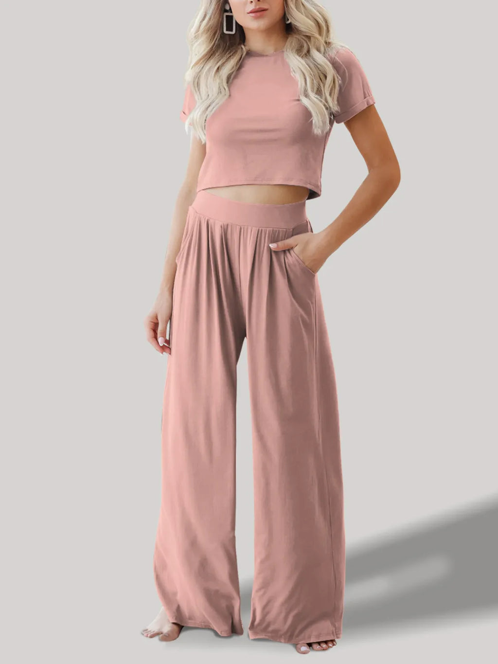 Round Neck Short Sleeve Top and Pants Set 30ba3943-dff8-40ce-86c0-9b2bc61d133e-Max-Origin
