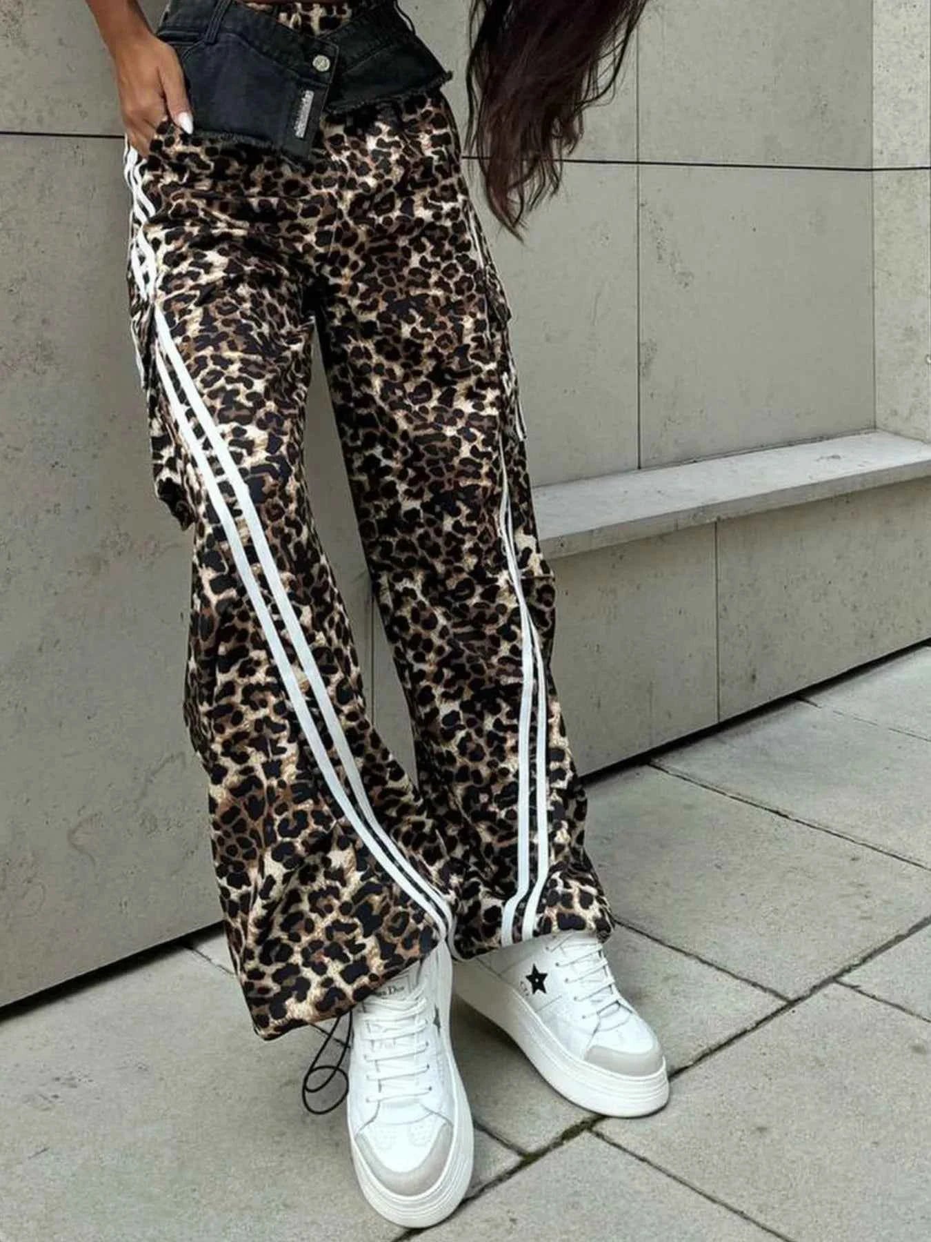 Leopard Print Wide Leg Pants with Side Stripe Detail 319a1ae1-383c-4831-b67c-1041f4dbeefe-Max-Origin