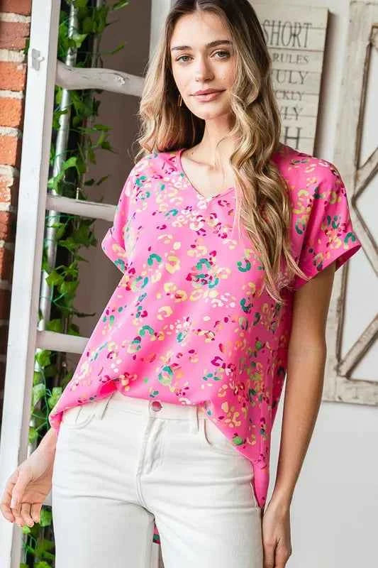 Heimish Full Size Animal print V-Neck Short Sleeve T-Shirt Plus Size 320e6b6a-3805-4227-8e6f-0585202d152f-Max