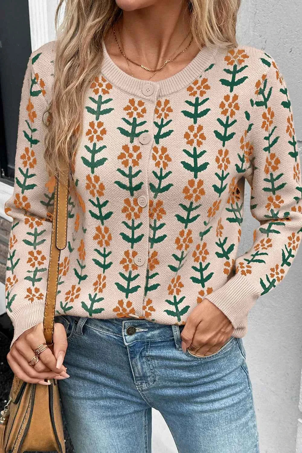 Floral Button-Up Knit Cardigan 328c1221-0105-4a80-829f-c2dafbed1126-Max-Origin