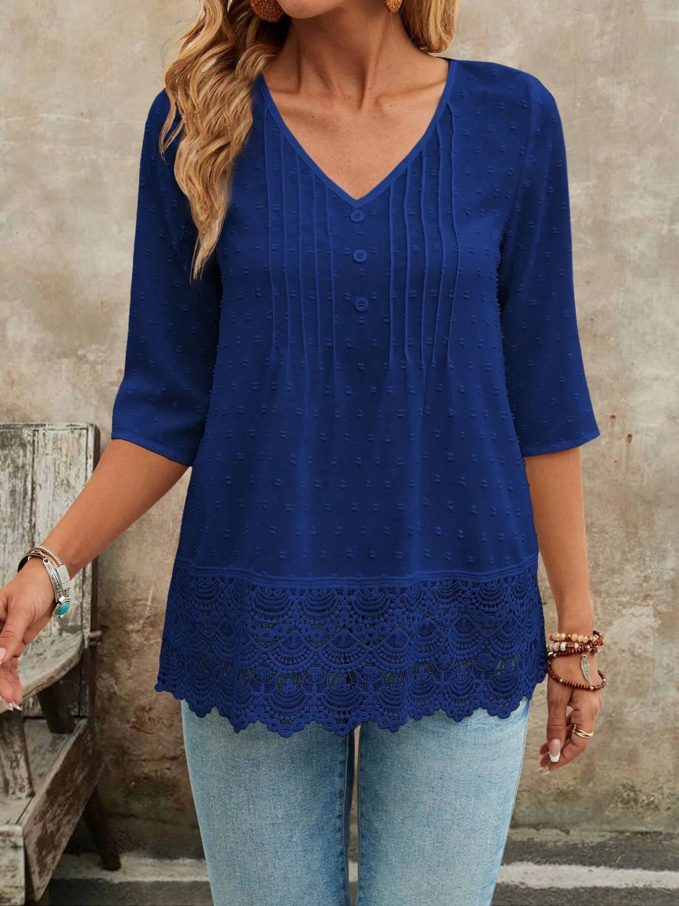 Lace Hem V-Neck Blouse 330a4399-5e41-4158-9d26-99207b2d564c-Max-Origin