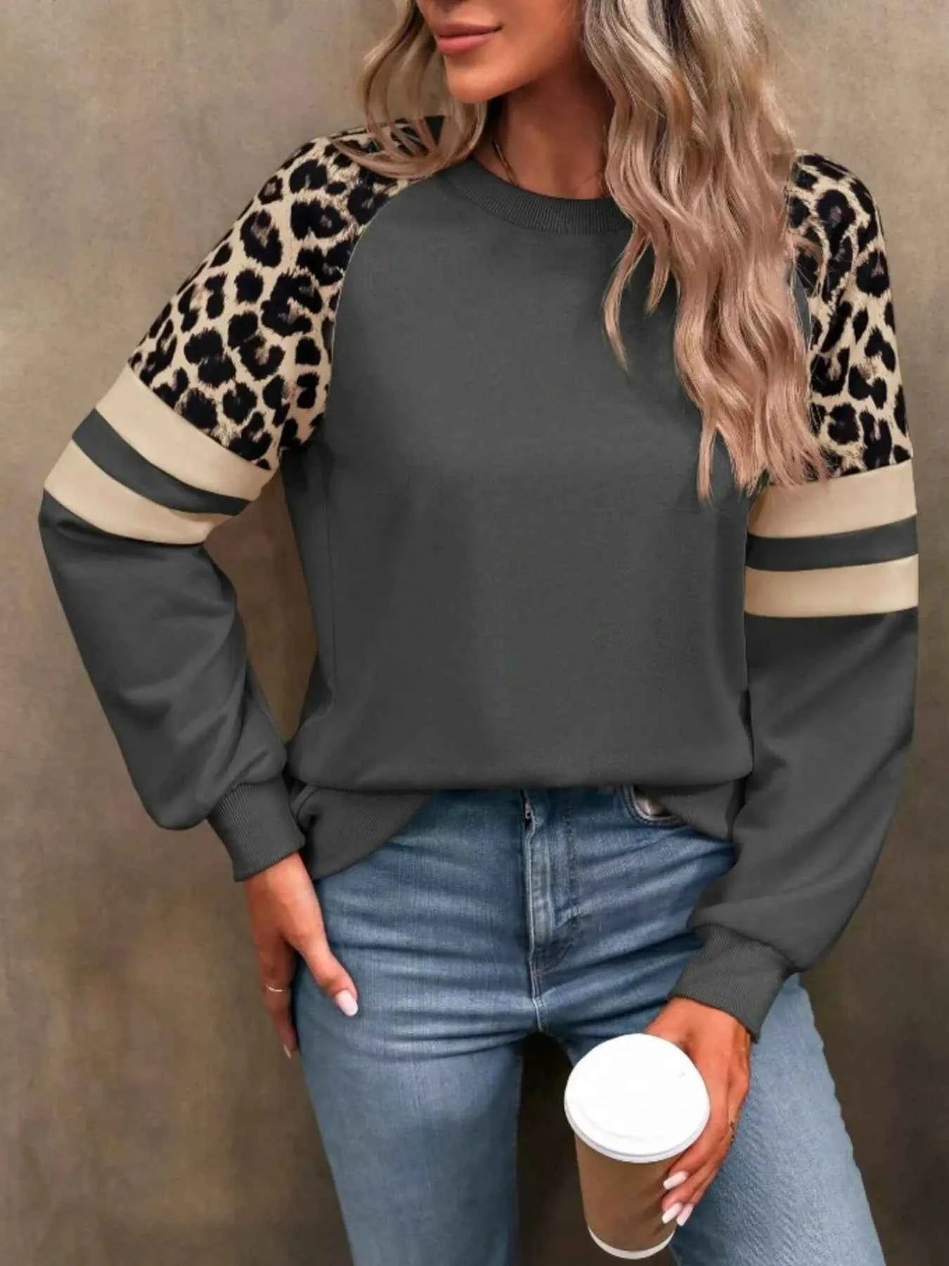 Leopard Round Neck Raglan Sleeve Sweatshirt 33627bca0116401399af467b0e880701-Max-Origin