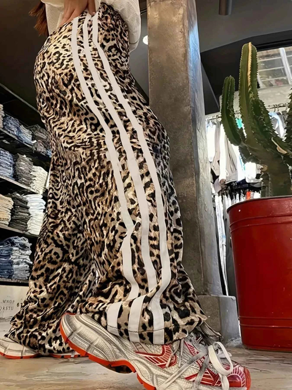 Leopard Wide Leg Pants 342e049bff824526b1fa05cd33ed538b-Max-Origin