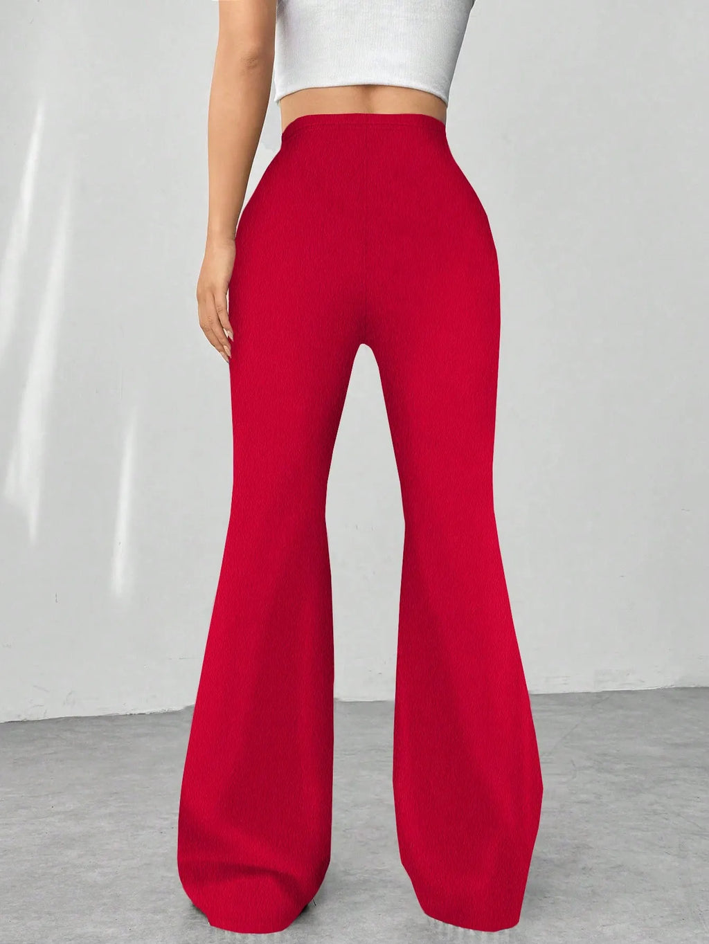 High Waisted Flare Pants 347b57b1-e554-4100-83e7-325bc8c73d6e-Max-Origin