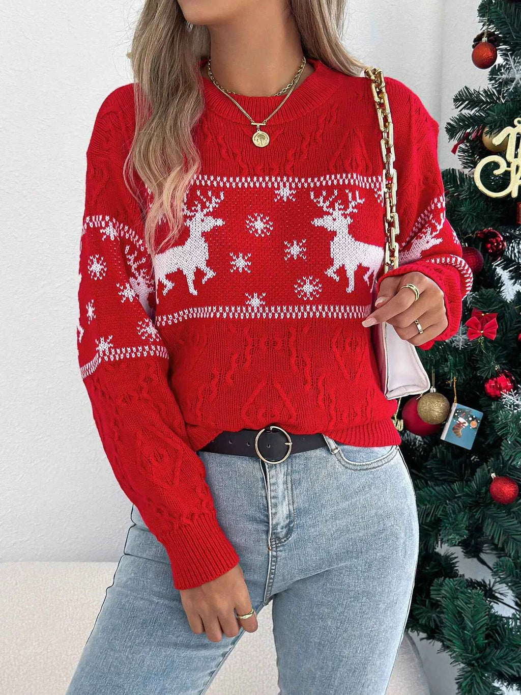 Christmas Reindeer Round Neck Sweater Red 353d8c570beb4558890dee1273a3fdaa-Max-Origin