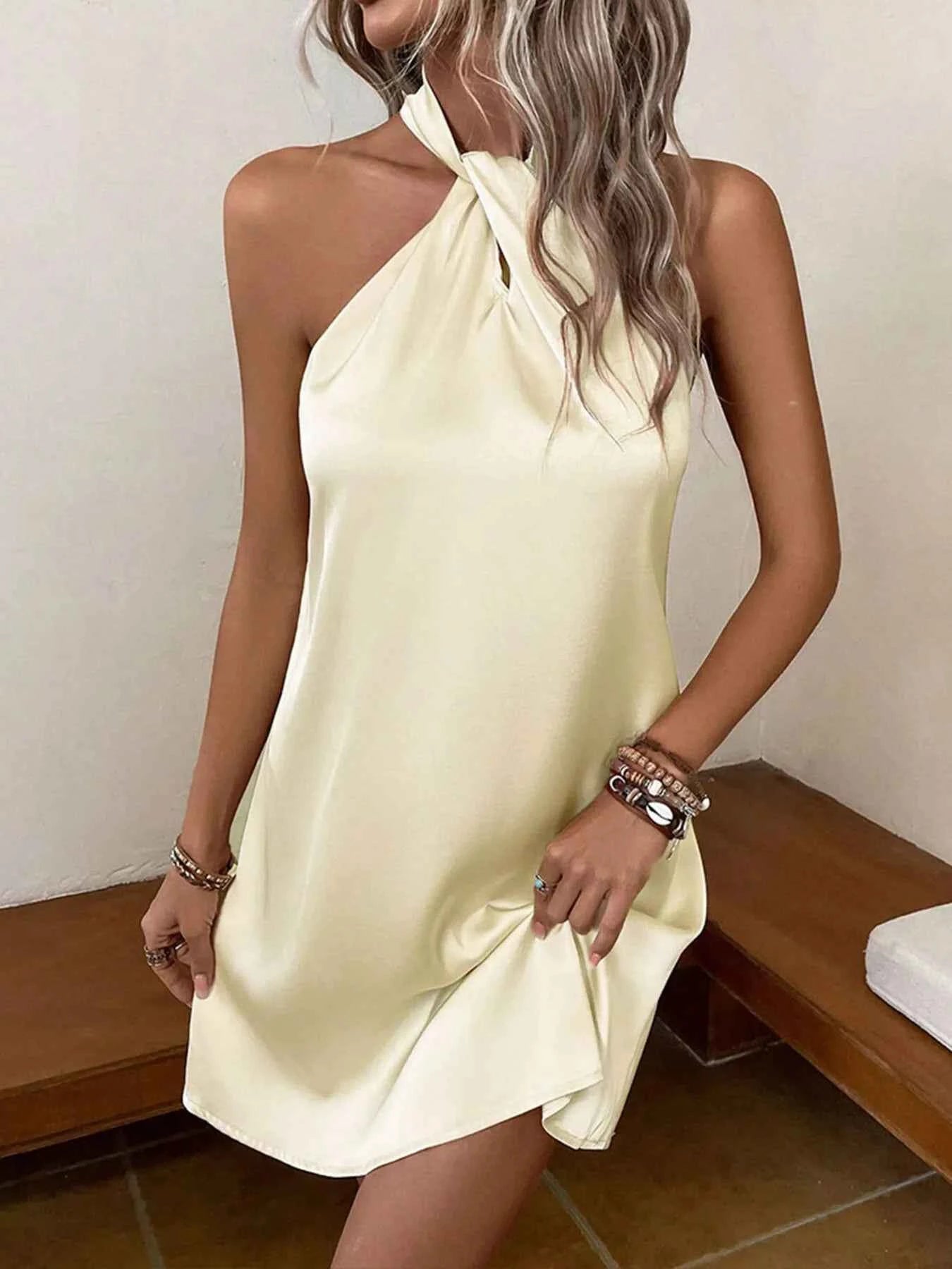 Halter Neck Satin Mini Dress 3576aa2eb1d14ab8b07edfeda1e4d5aa-Max-Origin