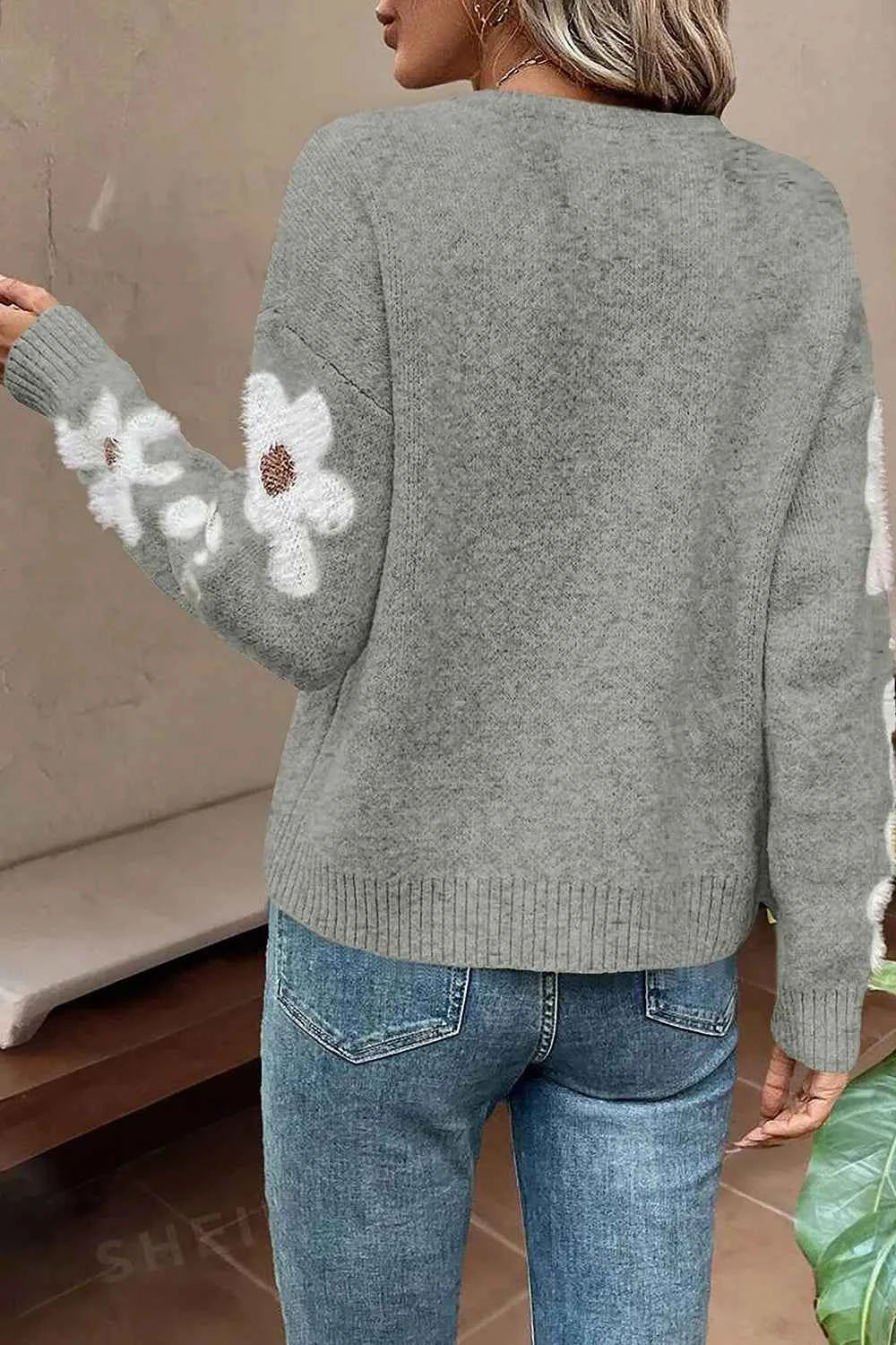 Flower Round Neck Long Sleeve Sweater 35825d87-a904-4c8c-a6c2-95919a813a6c-Max