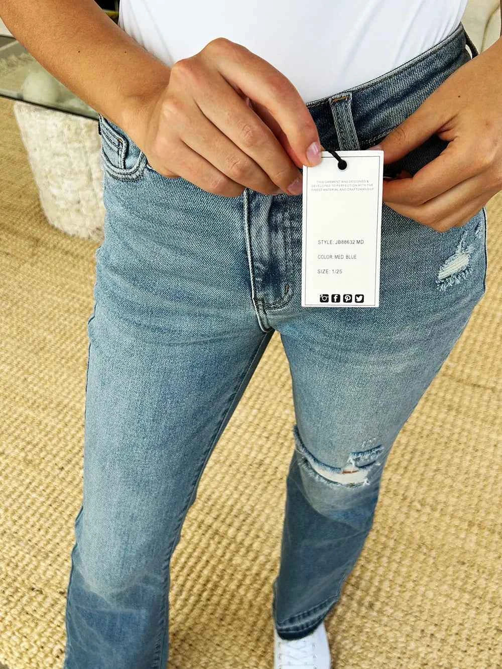 Judy Blue Full Size Mid Rise Destroyed Hem Distressed Jeans 3603c4ea-0ebb-49a5-a627-9659cf09abc2-Max