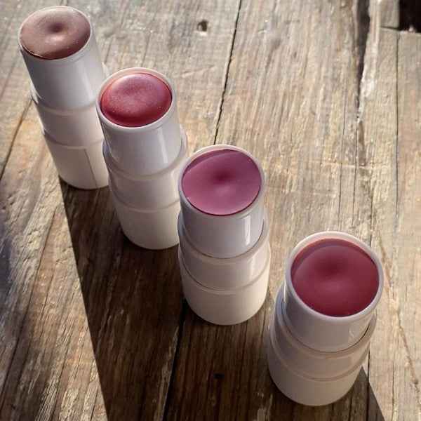 Lip & Cheek Bloom. 2 in 1 Natural Lipstick for Vib 373023ff-7ba1-4f40-9706-de002e2a703d