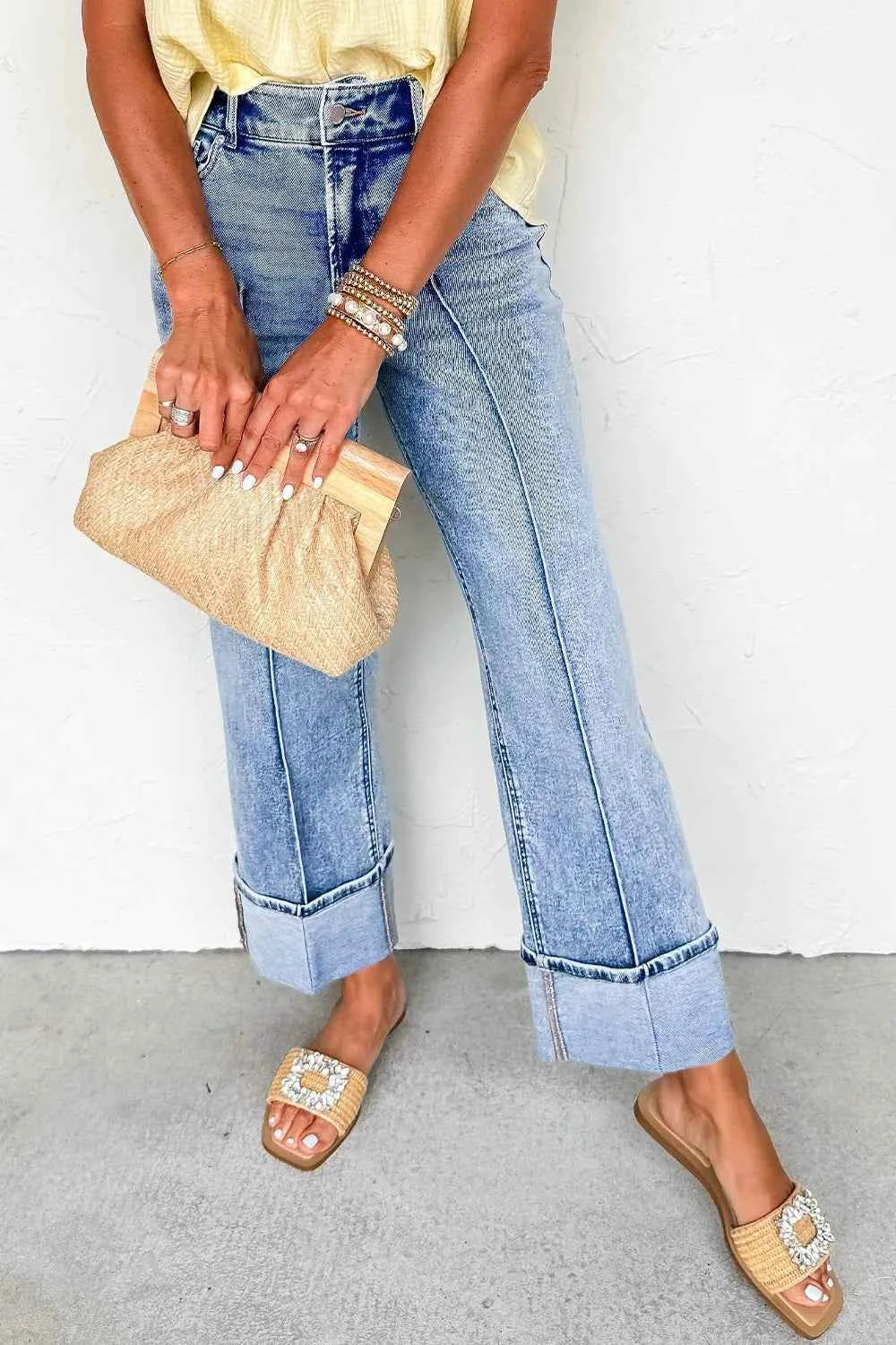 High-Waisted Wide-Leg Cuffed Jeans Medium 3747ea93-6137-4367-909f-6f2b03026f25-Max-Origin