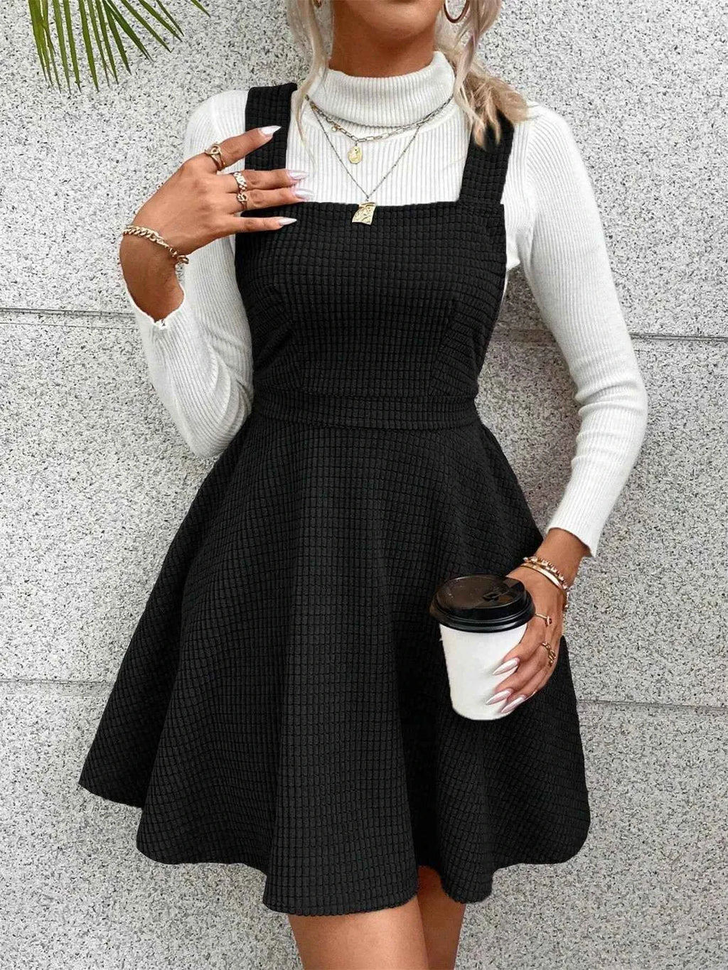 Crisscross Back Square Neck Mini Dress Black 375070a4f0e64b7cbdeac98a1802f800-Max-Origin