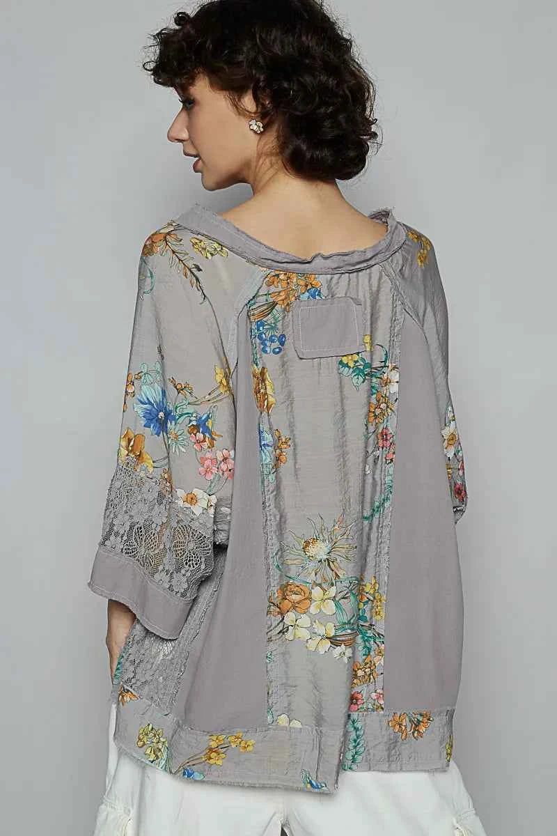 POL Floral V-Neck Raw Edge T-Shirt with Lace Detail 378f7f59-a636-4e3e-9554-780c9eb72972-Max-Origin