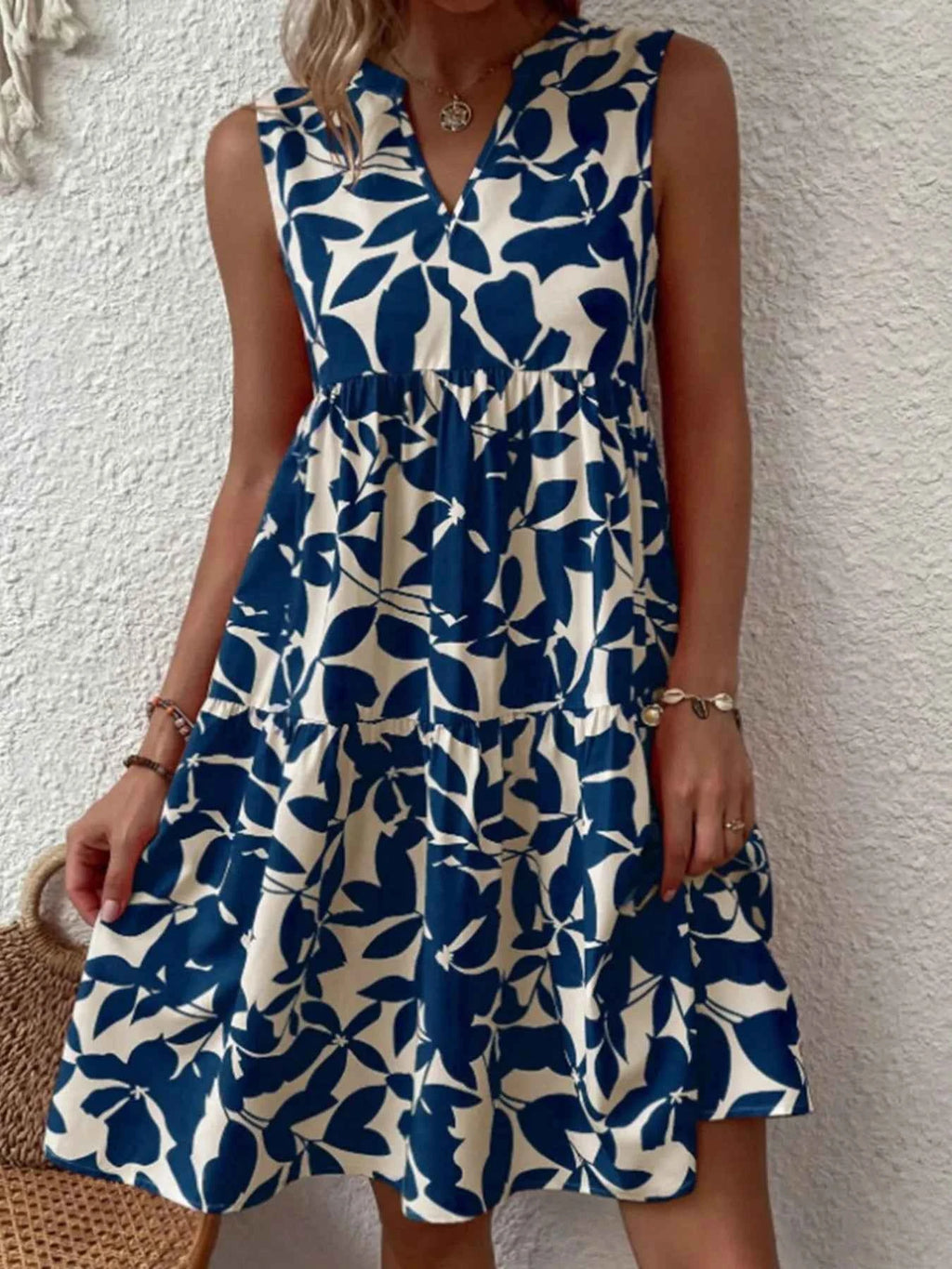 Printed V-Neck Sleeveless Mini Dress 37a26045ae844eb0925d41e160fb7176-Max-Origin