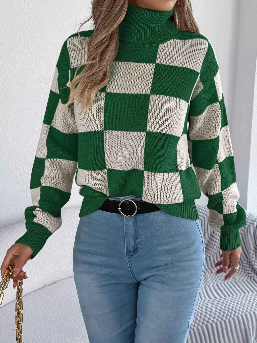 Checkered Turtleneck Long Sleeve Sweater 37c82450-d1d0-4e81-9769-ad560ee4d069-Max-Origin