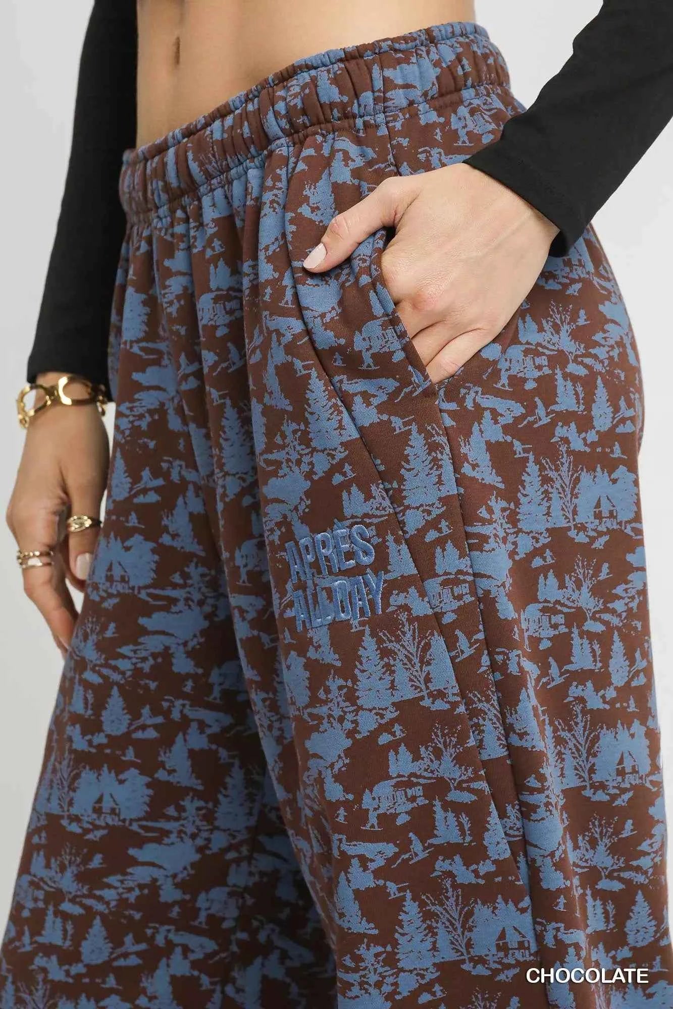 Umgee Scenic Print Casual Sweatpants 381e661e-be5a-434c-98f4-c0a446844271-Max-Origin